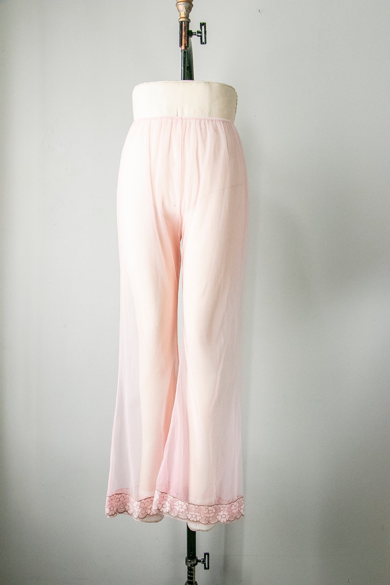 The Rosie Boho Pants- Baby Pink – OHM BOUTIQUE
